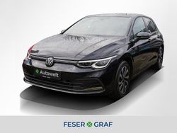 Deep black perleffekt Gebraucht 2022 VW Golf VIII Active Limousine | 17.770 € (Fairer Preis)