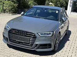 Grau Gebraucht 2017 Audi S3 Sportback Design Kombi | 29.300 € (Fairer Preis)