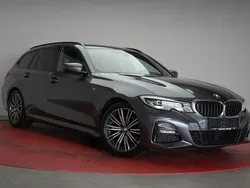 Grau Gebraucht 2020 BMW 320 M Sport Kombi | 23.400 € (Fairer Preis)
