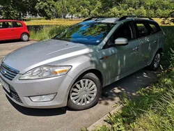 Silber Gebraucht 2010 Ford Mondeo Kombi | 1.490 € (Superpreis)