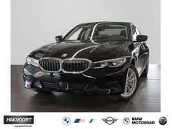 Schwarz uni Gebraucht 2020 BMW 330e Advantage Limousine | 26.890 € (Fairer Preis)