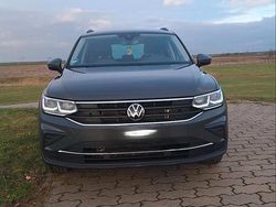 Grau Gebraucht 2022 VW 181 SUV | 30.000 €