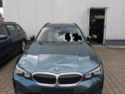 Blau Gebraucht 2020 BMW 318 Kombi | 23.500 € (Fairer Preis)