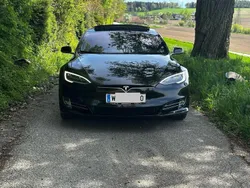 Schwarz Gebraucht 2018 Tesla Model S Limousine | 39.500 €