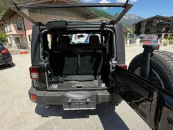 Schwarz Gebraucht 2014 Jeep Wrangler Sport SUV | 31.000 € (Etwas zu teuer)