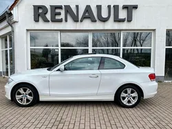 Weiß Gebraucht 2010 BMW 120 Coupé Coupé | 3.799 € (Superpreis)