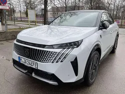 Weiss/typ aussenverkleidung me Gebraucht 2024 Peugeot e-3008 GT SUV | 42.990 € (Superpreis)
