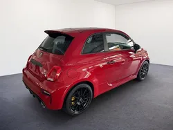 Rot rot Neu 2024 Abarth 695 Competizione Kleinwagen | 34.949 € (Etwas zu teuer)