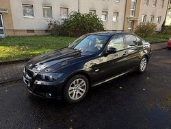 Schwarz Gebraucht 2009 BMW 320 Sport Line Limousine | 5.600 € (Guter Preis)