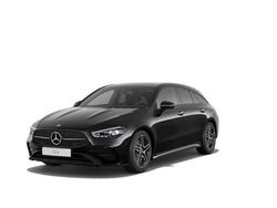 Schwarz Gebraucht 2024 Mercedes CLA200 Shooting Brake Kombi | 42.990 €