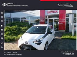 Pianosaweiß Gebraucht 2018 Toyota Aygo Kleinwagen | 8.490 € (Fairer Preis)