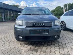 Grau Gebraucht 2005 Audi A2 Kleinwagen | 3.850 € (Fairer Preis)