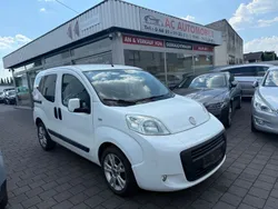 Weiß Gebraucht 2009 Fiat Qubo Dynamic Van / Kleinbus | 2.499 € (Fairer Preis)