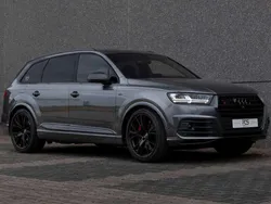 Daytonagrau perleffekt Gebraucht 2018 Audi SQ7 SUV | 57.199 €