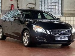 Ember black / metallic Gebraucht 2013 Volvo S60 Summum Limousine | 8.850 € (Guter Preis)