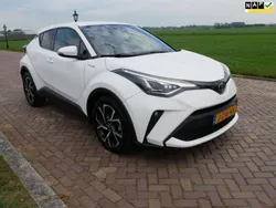 Weiß Gebraucht 2020 Toyota C-HR Business Edition SUV | 16.455 €