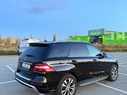 Schwarz Gebraucht 2012 Mercedes ML350 Edition 1 SUV | 19.900 € (Teuer)