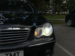 Schwarz Gebraucht 2003 Mercedes C30 AMG AMG Limousine | 6.500 €