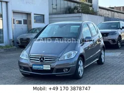 Grau Gebraucht 2011 Mercedes A200 Limousine | 6.999 € (Fairer Preis)