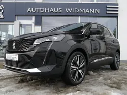 Perla nera schwarz metallic Gebraucht 2023 Peugeot 3008 GT SUV | 28.975 € (Fairer Preis)