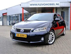 Schwarz Gebraucht 2012 Lexus CT200h Business Edition Limousine | 9.650 € (Fairer Preis)