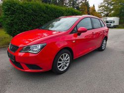 Rot Gebraucht 2015 Seat Ibiza ST Style Kombi | 7.950 € (Fairer Preis)