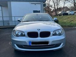 Silber Gebraucht 2011 BMW 118 Kleinwagen | 4.800 € (Fairer Preis)