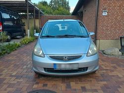 Silber Gebraucht 2007 Honda Jazz Kleinwagen | 1.750 €