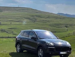Schwarz Gebraucht 2016 Porsche Cayenne S SUV | 32.000 €