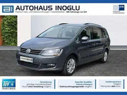 Grau Gebraucht 2022 VW Sharan Comfortline Van / Kleinbus | 27.980 € (Guter Preis)