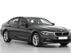 Grau Gebraucht 2020 BMW 520 Sport Line Limousine | 23.990 € (Fairer Preis)
