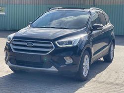 Schwarz Gebraucht 2018 Ford Kuga Titanium SUV | 9.000 € (Fairer Preis)