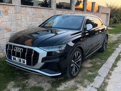 Schwarz Gebraucht 2023 Audi SQ8 Ambiente SUV | 78.500 € (Superpreis)
