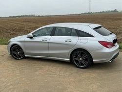 Andere farben Gebraucht 2015 Mercedes CLA200 Kombi | 12.000 € (Guter Preis)