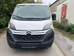 Weiß Gebraucht 2018 Citroën Jumper Profi Van / Kleinbus | 7.999 € (Etwas zu teuer)