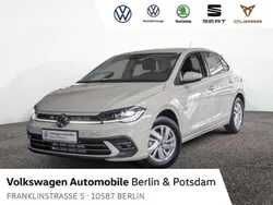 Ascotgrau Gebraucht 2024 VW Polo Style Limousine | 20.930 € (Guter Preis)