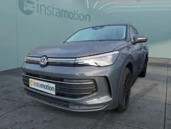 Grau Gebraucht 2024 VW Tiguan Life SUV | 37.530 € (Fairer Preis)