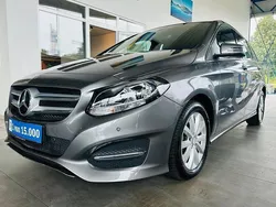 Grau Gebraucht 2017 Mercedes B180 Van / Kleinbus | 17.870 € (Guter Preis)