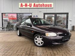 Violet Gebraucht 1996 Ford Escort Limousine | 1.450 € (Teuer)