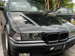 Schwarz Gebraucht 1994 BMW 316 Cabrio | 3.000 €