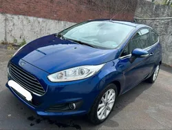Blau Gebraucht 2016 Ford Fiesta Titanium Kleinwagen | 5.400 € (Fairer Preis)