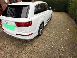 Weiß Gebraucht 2019 Audi Q7 SUV | 36.250 € (Guter Preis)