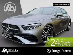 Mountaingrau Gebraucht 2024 Mercedes A180 AMG Limousine | 31.184 € (Fairer Preis)