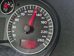 Grau Gebraucht 2003 Audi A3 Ambition Limousine | 1.950 € (Fairer Preis)