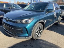 Nightshadeblue metallic Neu 2025 VW Tiguan Life SUV | 39.475 € (Guter Preis)