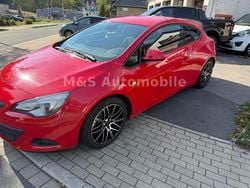 Rot Gebraucht 2011 Opel Astra GTC Edition Limousine | 3.749 € (Fairer Preis)