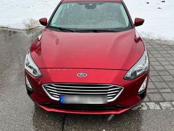 Rot Gebraucht 2020 Ford Focus Cool & Connect Kombi | 11.699 € (Guter Preis)