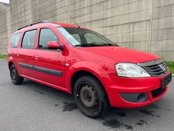 Rot Gebraucht 2011 Dacia Logan MCV Ambiance Limousine | 1.999 € (Guter Preis)