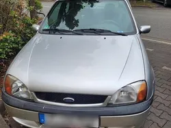 Silber Gebraucht 2002 Ford Fiesta Kleinwagen | 720 € (Guter Preis)