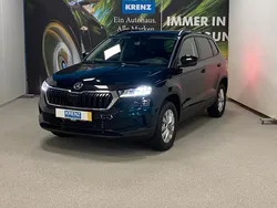 Schwarz Neu 2025 Skoda Karoq Selection SUV | 33.990 € (Fairer Preis)